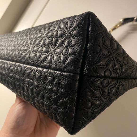 Tory Burch quilted tote | large, new, black and gold - Picture 5 of 9